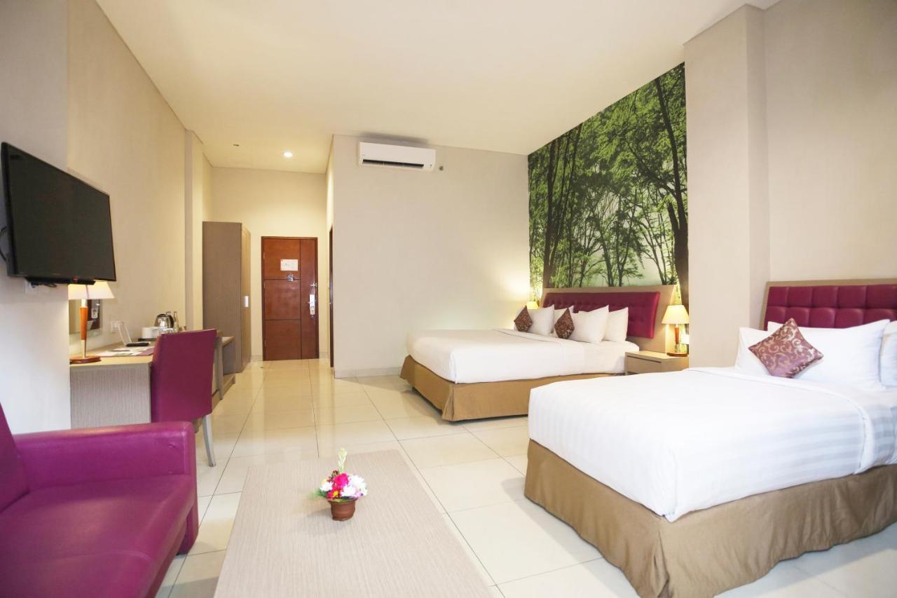 Kuta Central Park Hotel Экстерьер фото